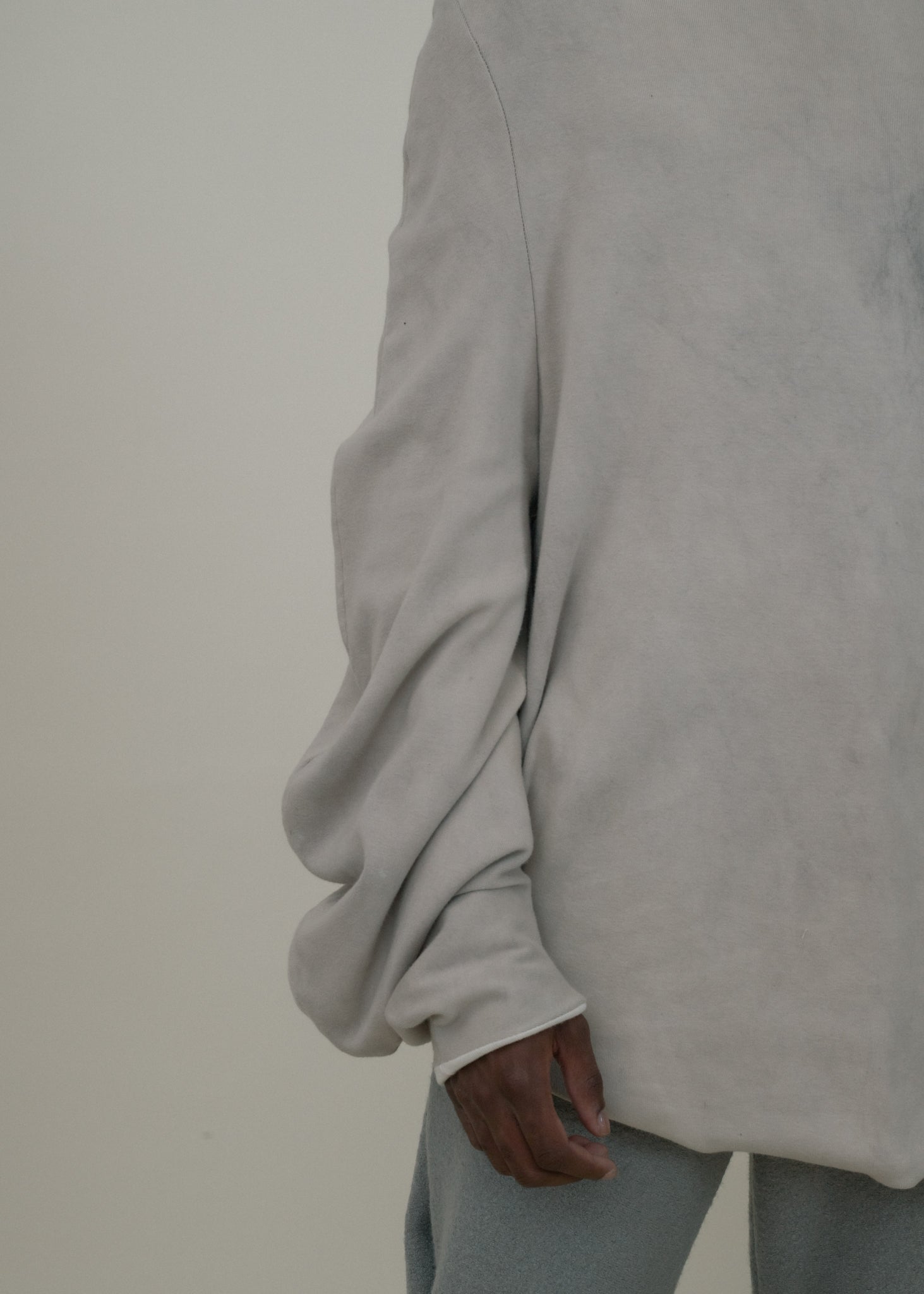 SAMPLE GREY DIP DYED  REVERSIBLE CIRCLE SWEATER
