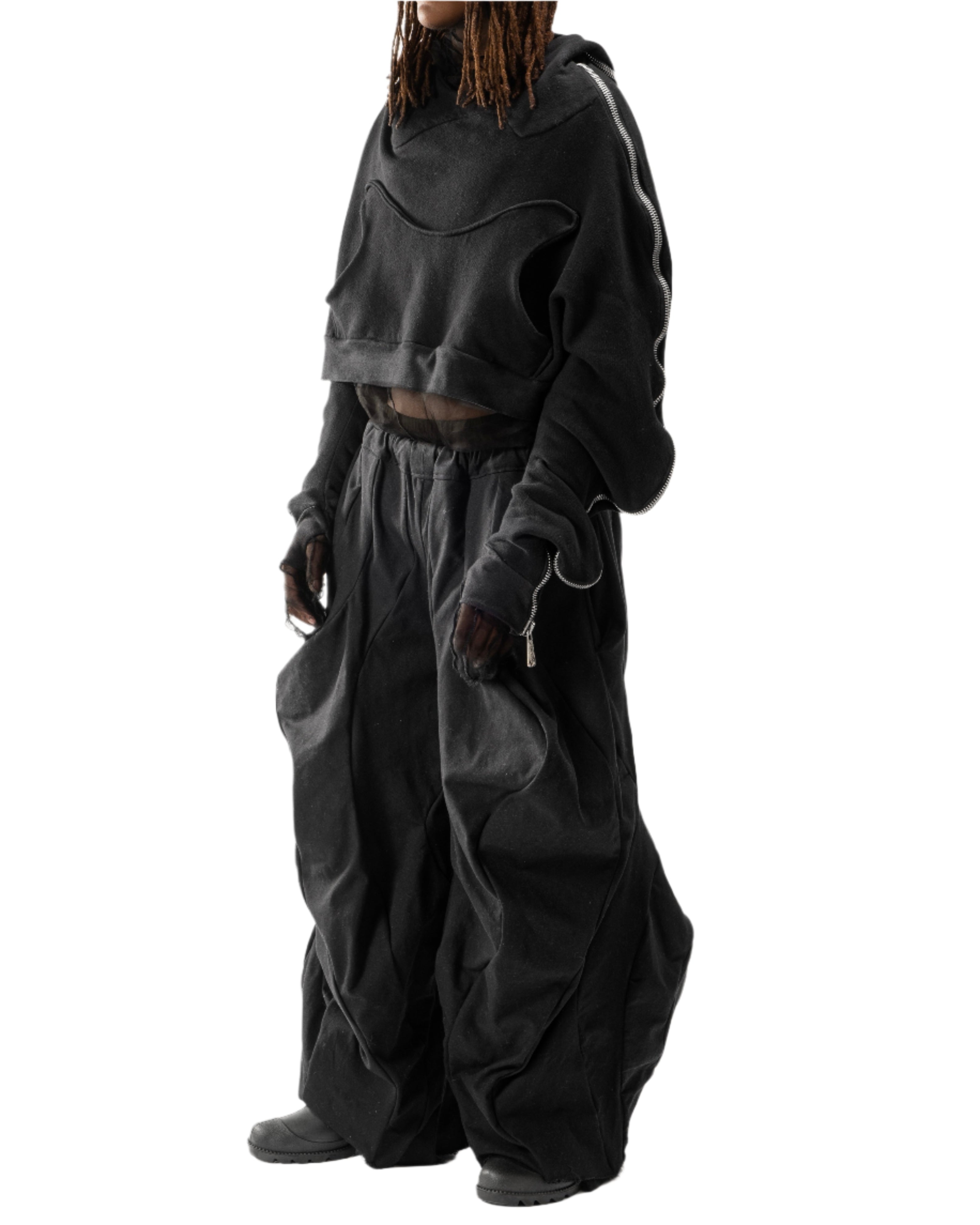 CROPPED BLACK METAMORPHIC  BUBBLE HOODIE