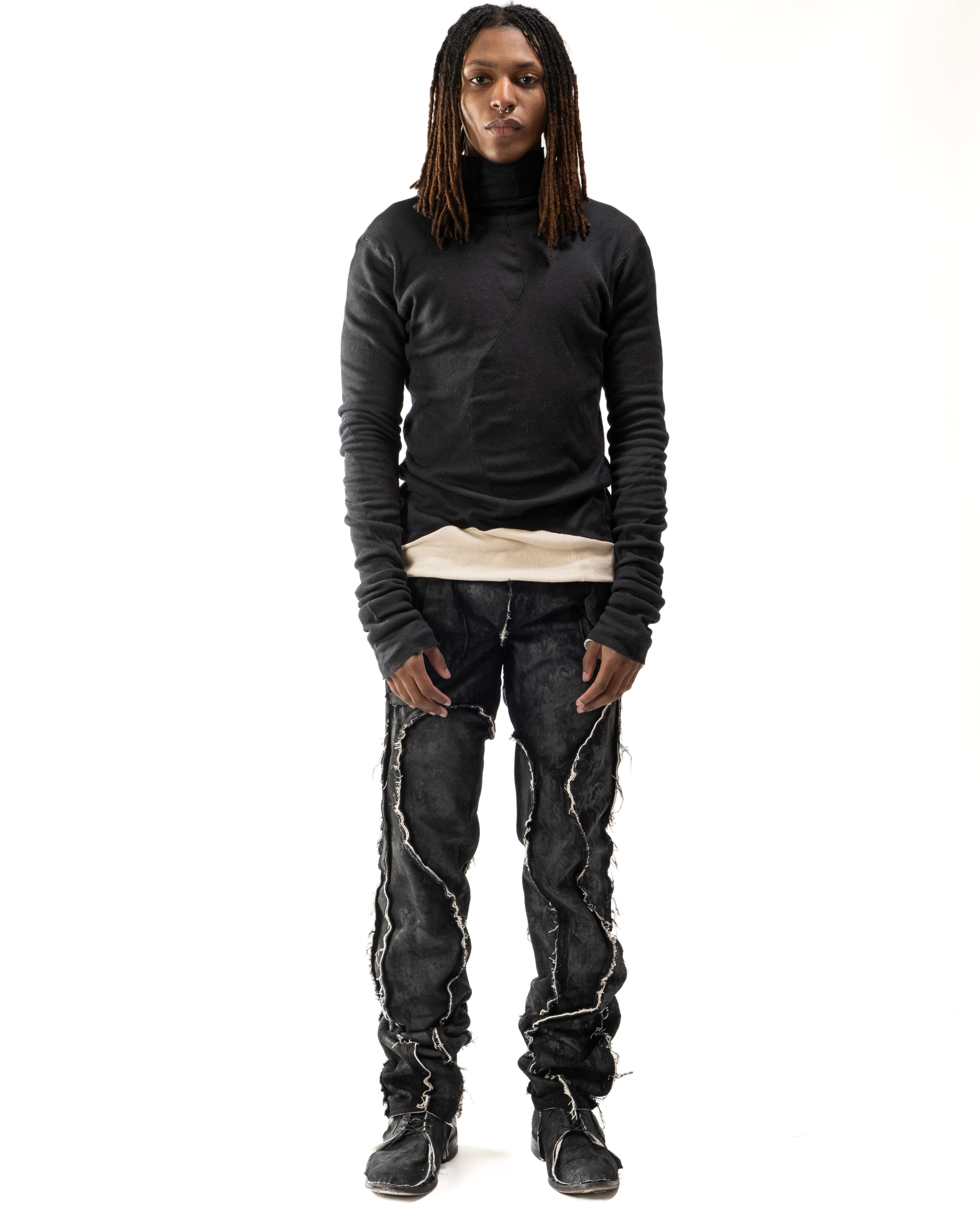 BLACK REVERSIBLE SPLIT TURTLENECK