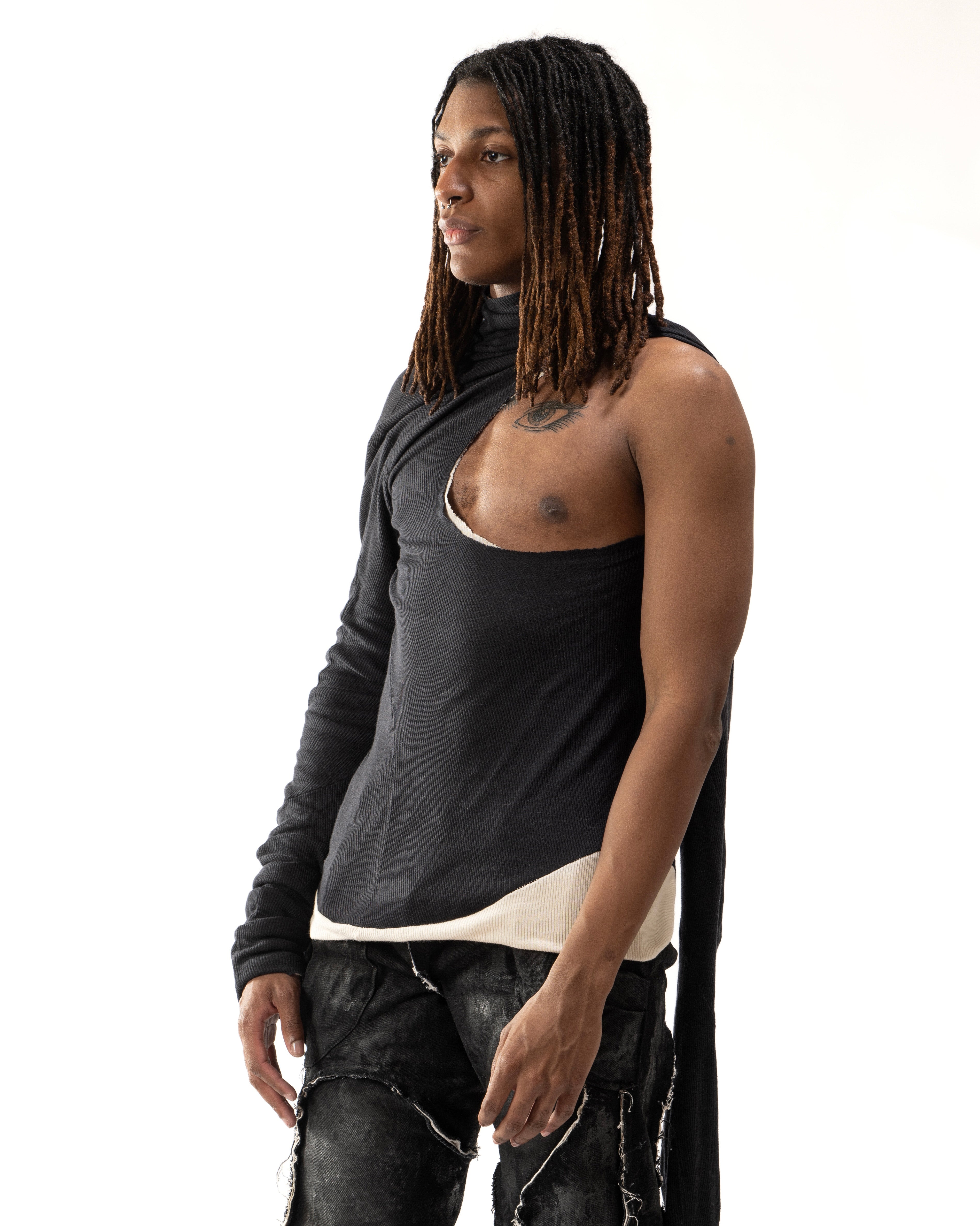 BLACK REVERSIBLE SPLIT TURTLENECK